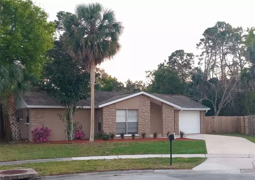 1018 COLDSTREAM CT, Tarpon Springs, FL 34689
