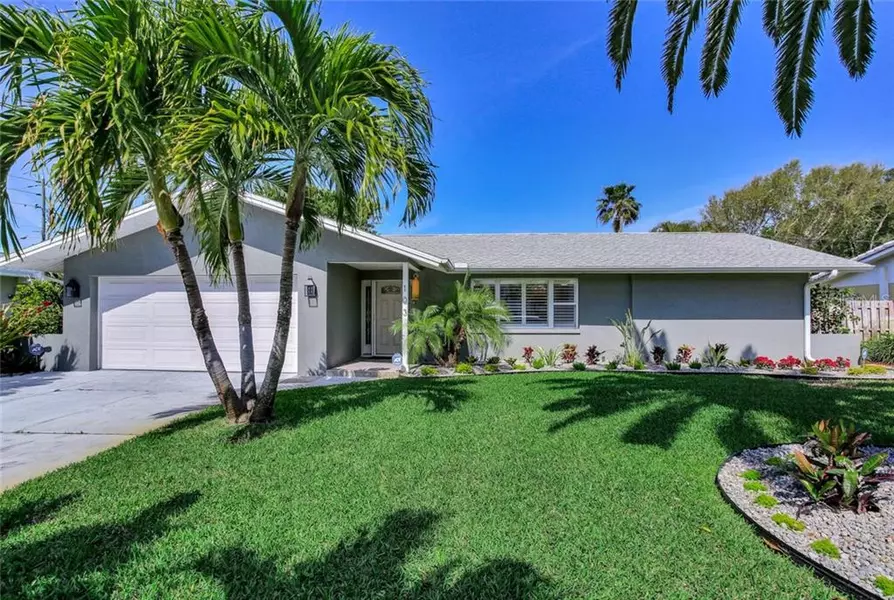 103 14TH ST, Belleair Beach, FL 33786