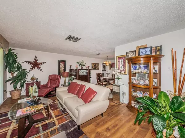 Dunedin, FL 34698,1514 ALBEMARLE CT