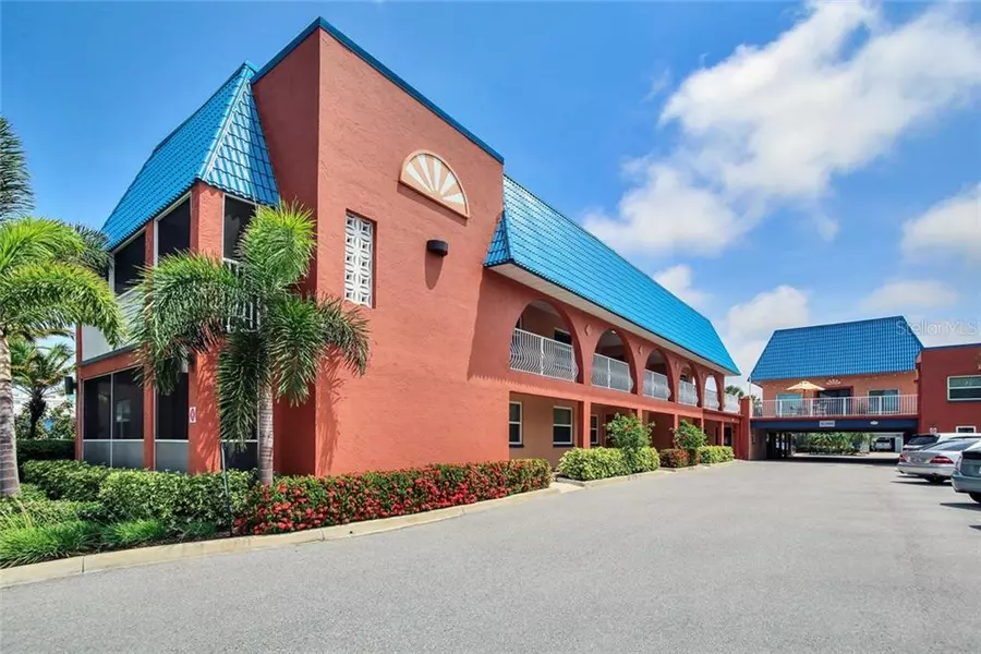 17035 GULF BLVD #117, North Redington Beach, FL 33708