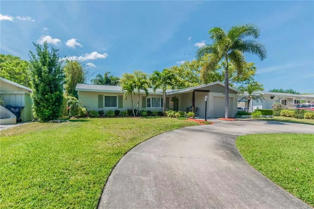 Kenneth City, FL 33709,4740 LAKE CHARLES DR N