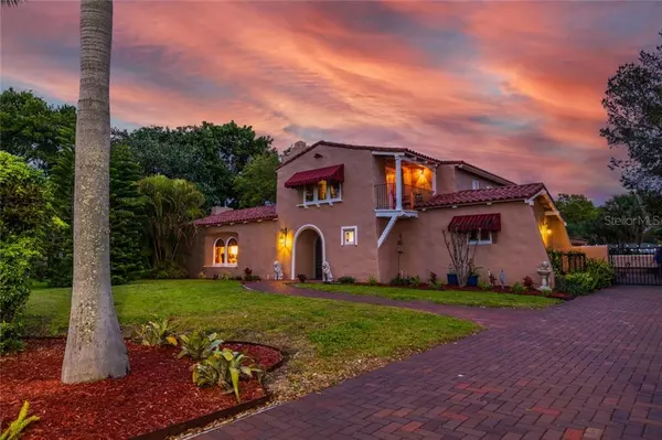 690 64TH ST S, St Petersburg, FL 33707