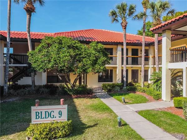 905 HAMMOCK PINE BLVD #905, Clearwater, FL 33761