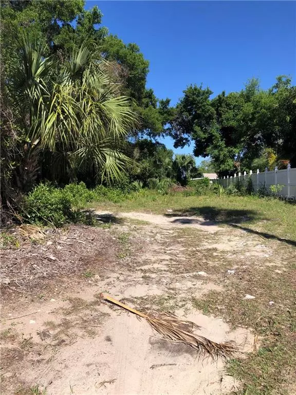 415 S MARTIN LUTHER KING JR AVE, Clearwater, FL 33756