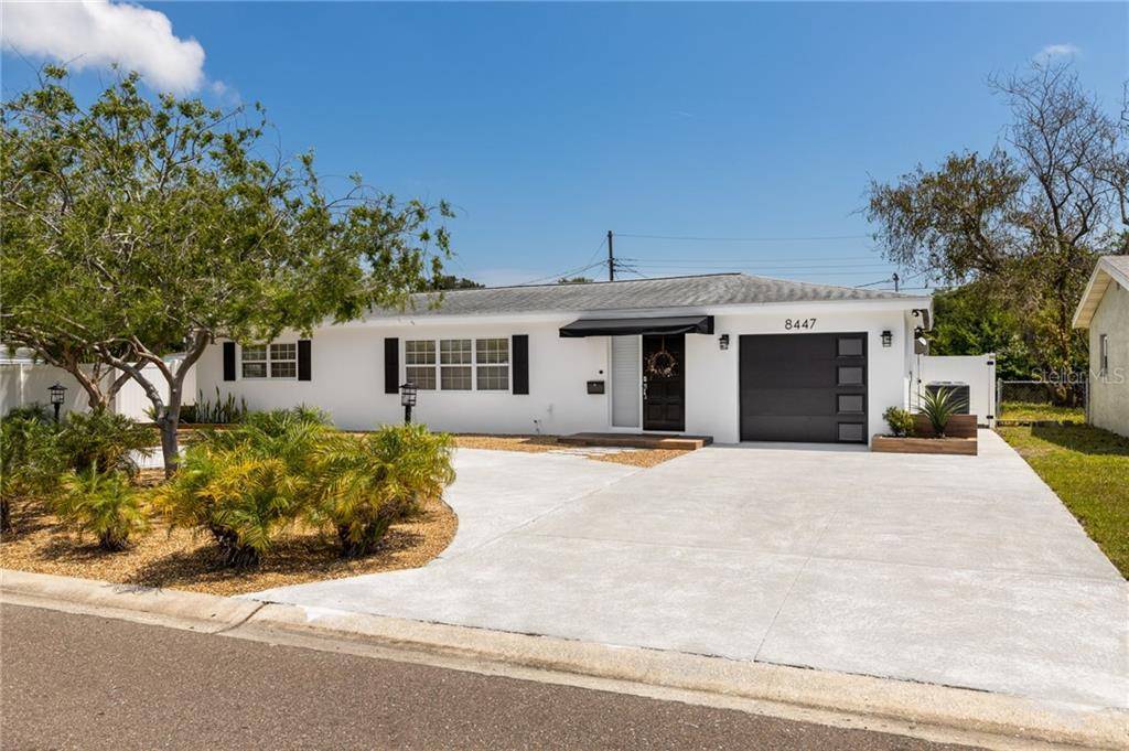 8447 8TH ST N, St Petersburg, FL 33702