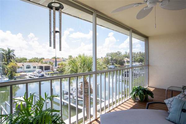 1109 PINELLAS BAYWAY S #103, Tierra Verde, FL 33715