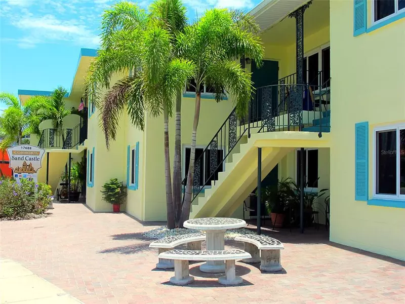 17688 GULF BLVD, Redington Shores, FL 33708