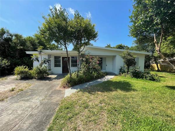 630 E ORANGE ST, Tarpon Springs, FL 34689