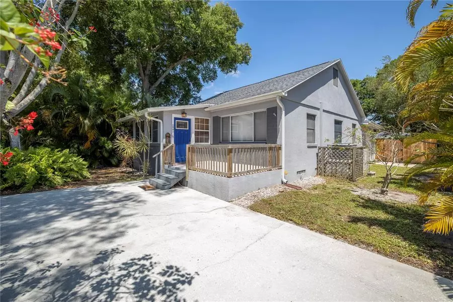 201 41ST AVE N, St Petersburg, FL 33703