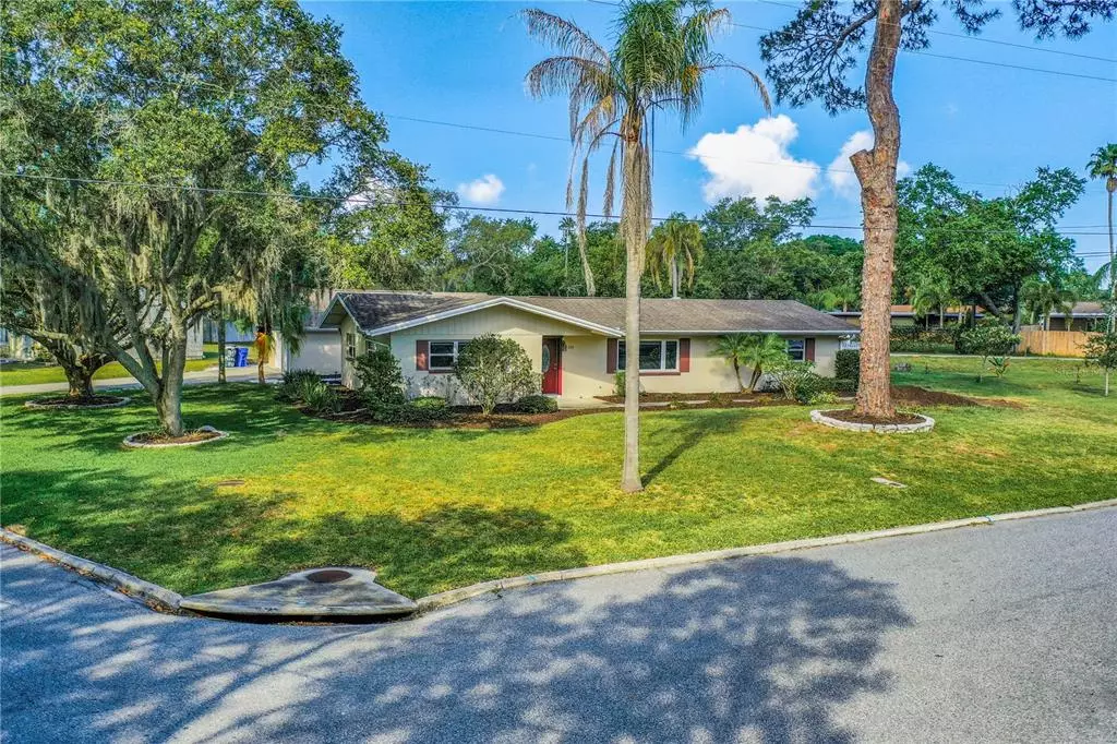 Dunedin, FL 34698,359 MIRA VISTA DR