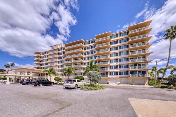 223 ISLAND WAY #3B, Clearwater Beach, FL 33767