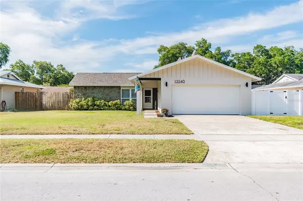 13540 LAS PALMAS DR, Largo, FL 33774