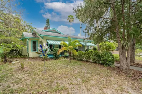 Dunedin, FL 34698,635 HIGHLAND AVE