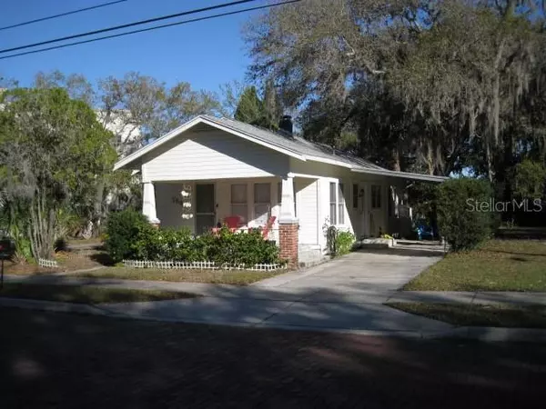 Tarpon Springs, FL 34689,154 READ ST