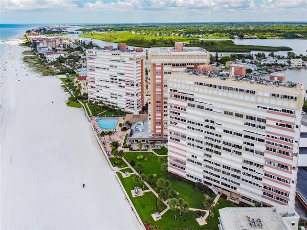 17900 GULF BLVD #7B, Redington Shores, FL 33708