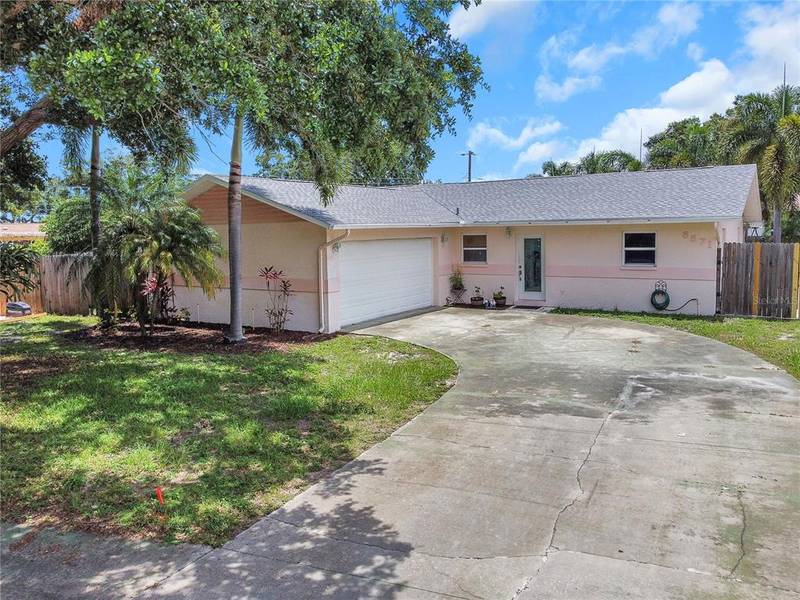 5571 57TH WAY N, Kenneth City, FL 33709