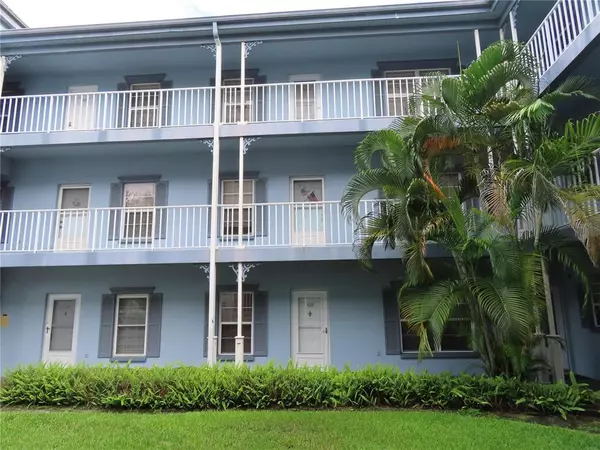 330 PROMENADE DR #205, Dunedin, FL 34698