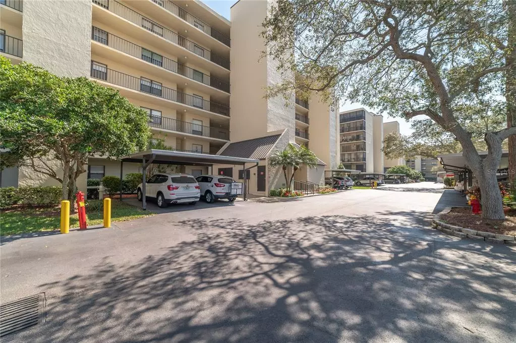 Clearwater, FL 33760,2700 COVE CAY DR #1-2D