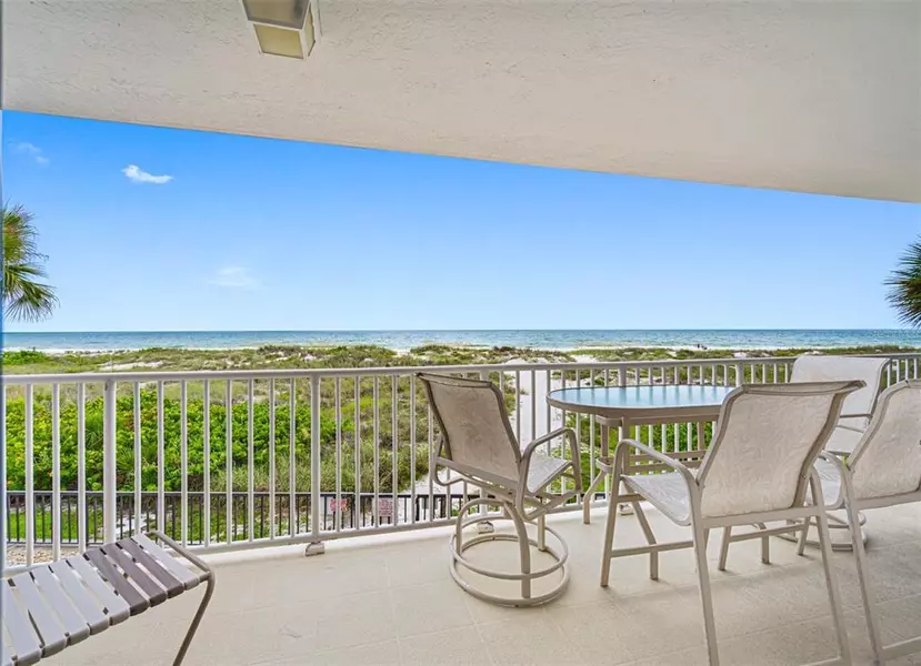 13336 GULF BLVD #102, Madeira Beach, FL 33708