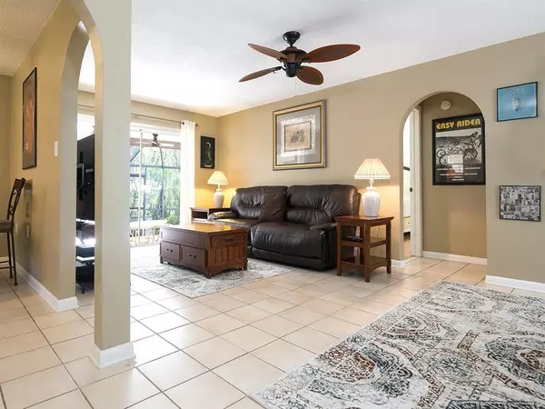 Tarpon Springs, FL 34689,1289 GOLDEN OAK DR