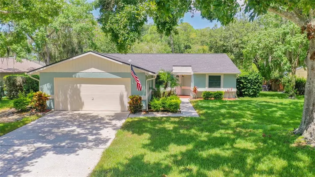 Oldsmar, FL 34677,460 CYPRESS LAKE CT