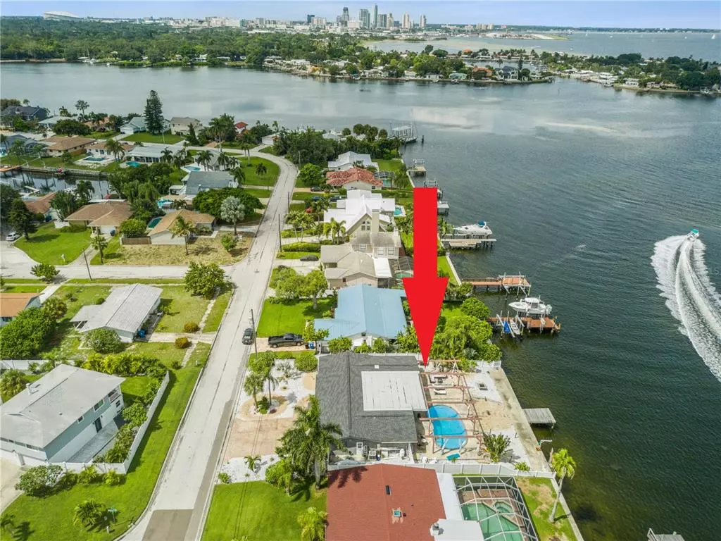 St Petersburg, FL 33705,3396 COQUINA KEY DR SE