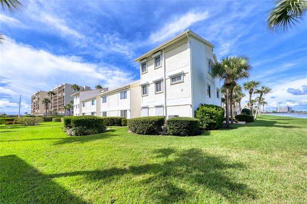 1451 GULF BLVD #204, Clearwater Beach, FL 33767