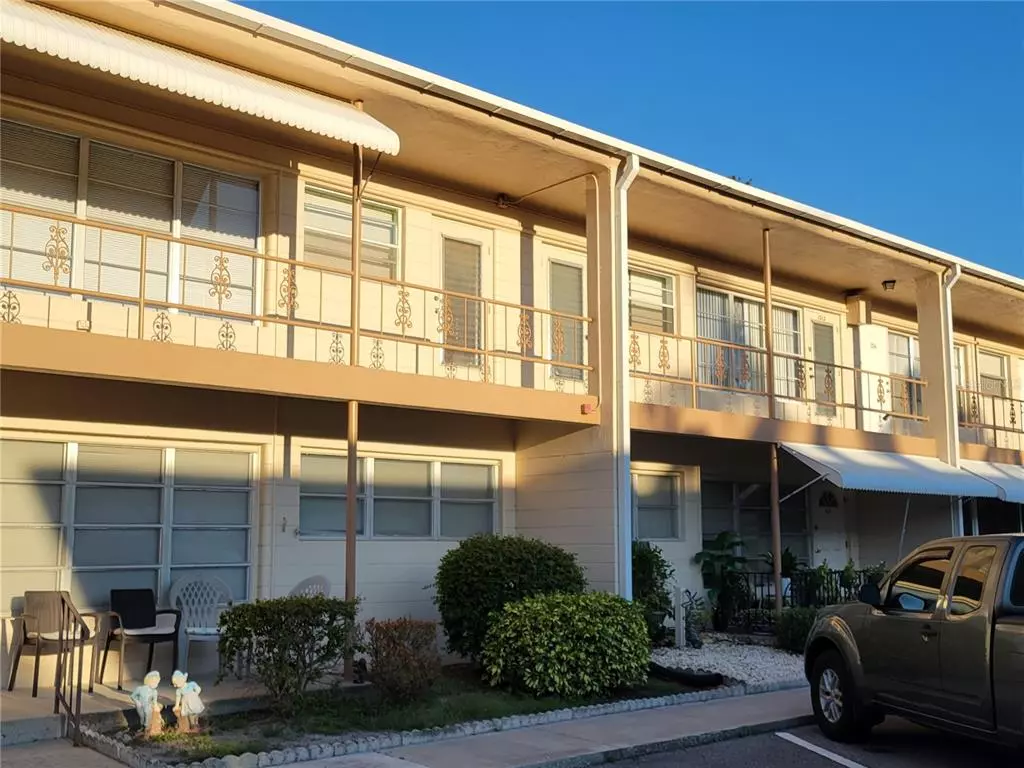 Kenneth City, FL 33709,4032 55TH WAY N #1013