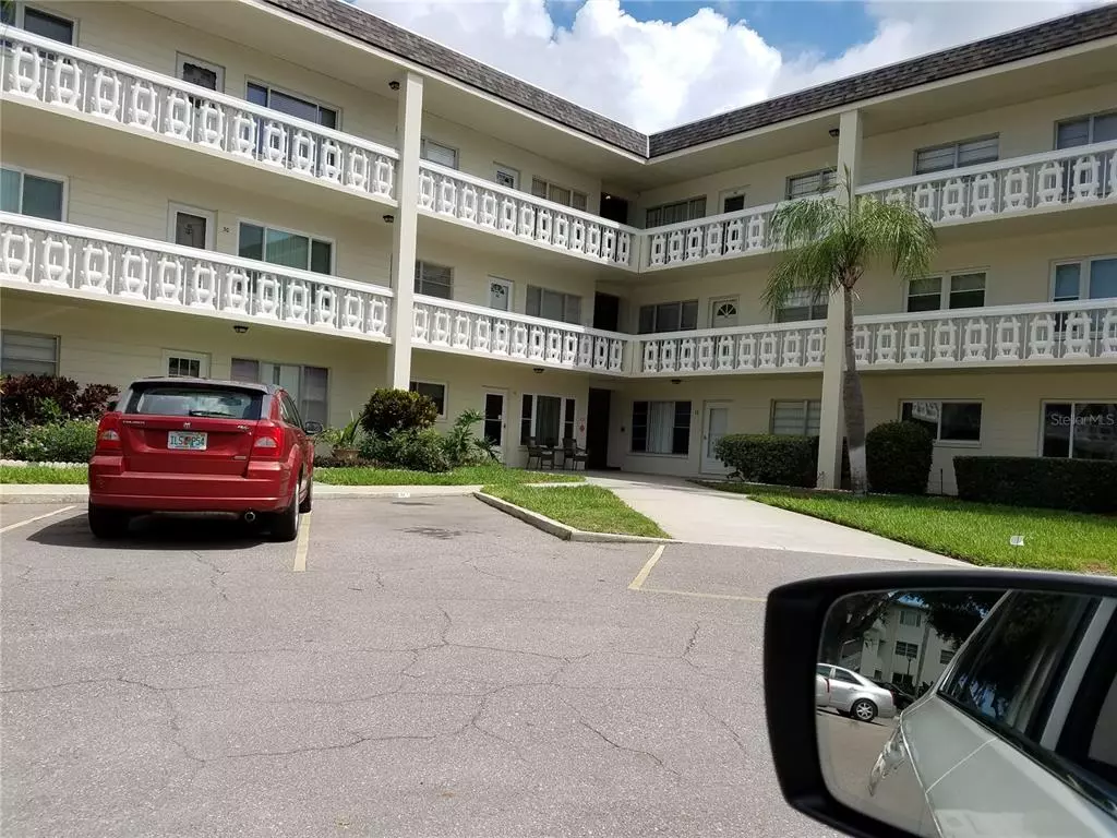 Clearwater, FL 33763,2452 BRAZILIA DR #32