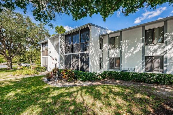 1151 PINE RIDGE CIR W #D1, Tarpon Springs, FL 34688