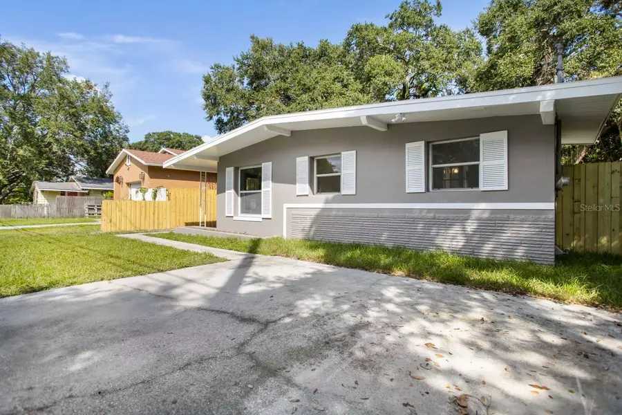 6243 29TH WAY N, St Petersburg, FL 33702