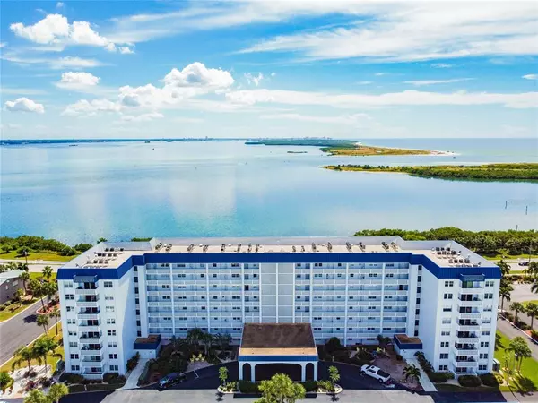7 ELGIN PL #104, Dunedin, FL 34698