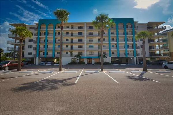 19531 GULF BLVD #207, Indian Shores, FL 33785