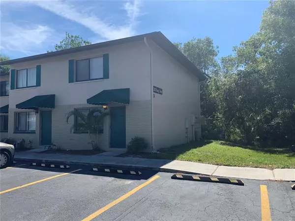 2052 KINGS HWY #24, Clearwater, FL 33755