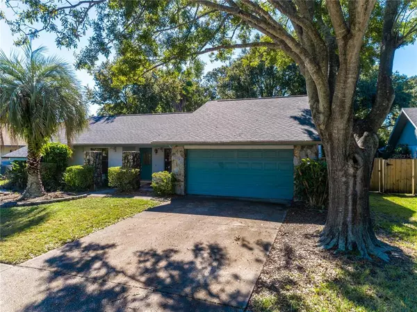 2988 PINEWOOD RUN, Palm Harbor, FL 34684