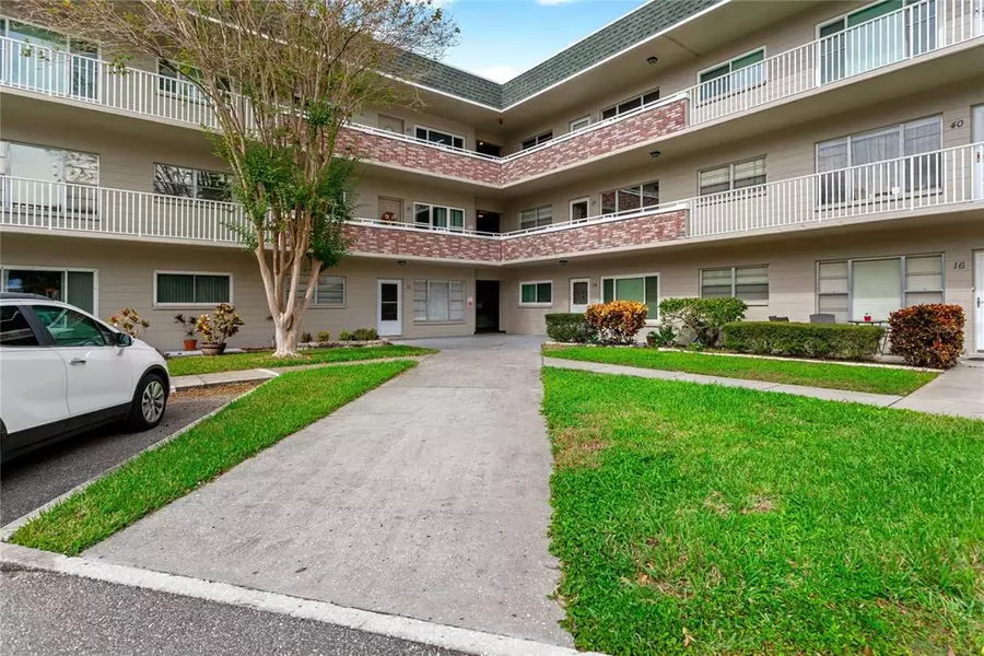 2426 PERSIAN DR #28, Clearwater, FL 33763