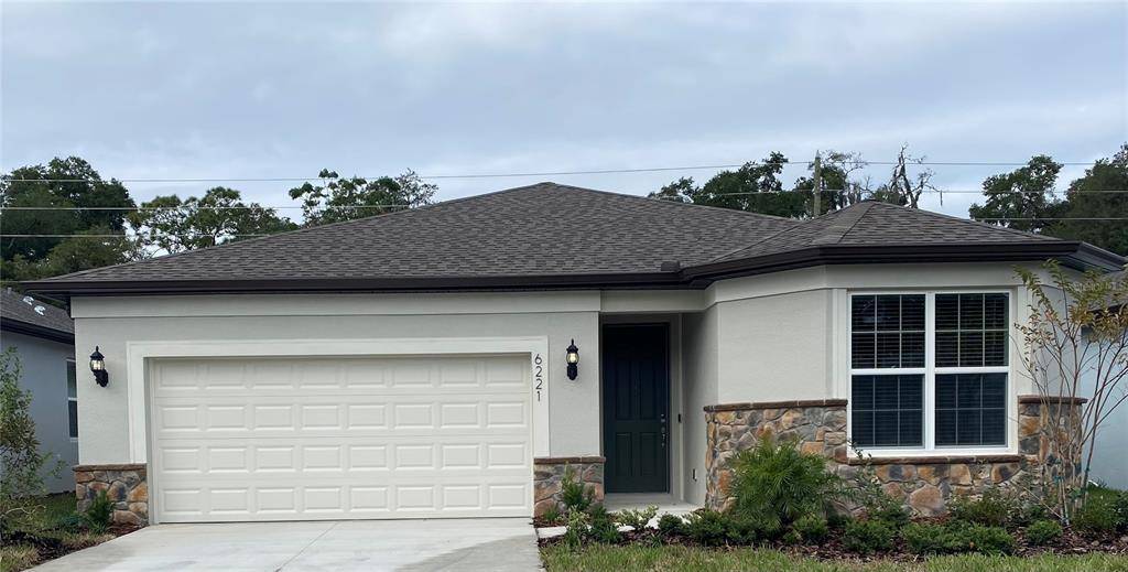 6221 BRADFORD WOODS DR, Zephyrhills, FL 33542