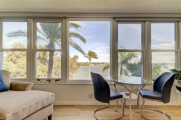 1847 SHORE DR S #417, South Pasadena, FL 33707