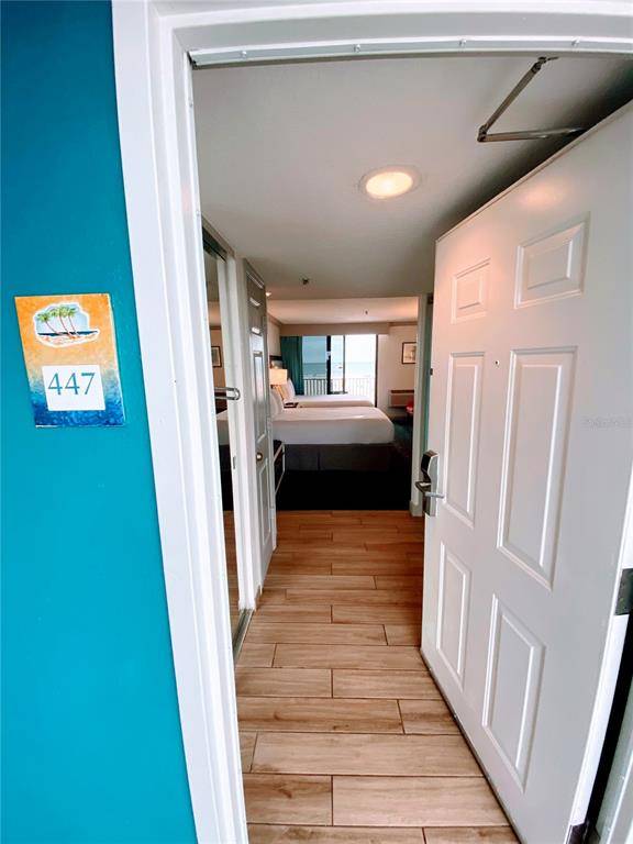 10650 GULF BLVD #447,  Treasure Island,  FL 33706