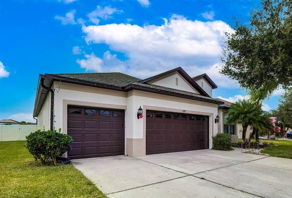 3139 DONINGTON CASTLE LN, Land O Lakes, FL 34638