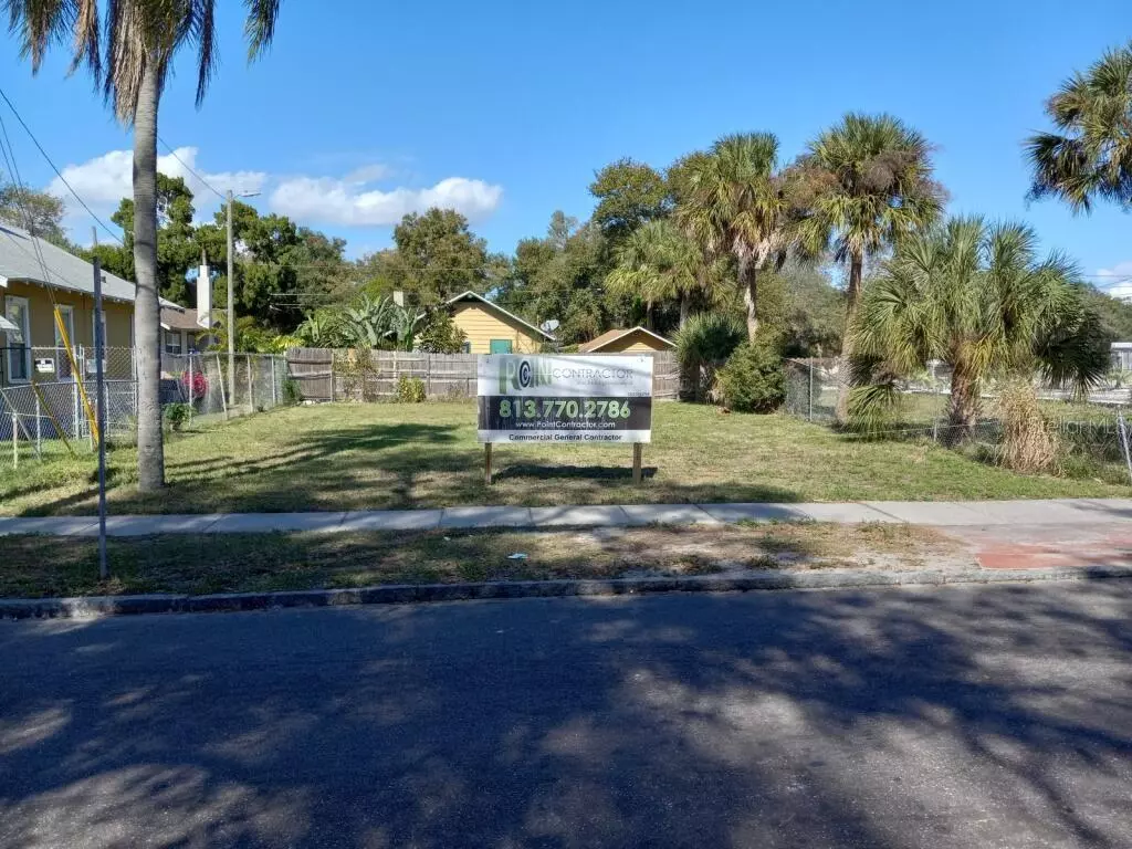 St Petersburg, FL 33705,935 13TH AVE S