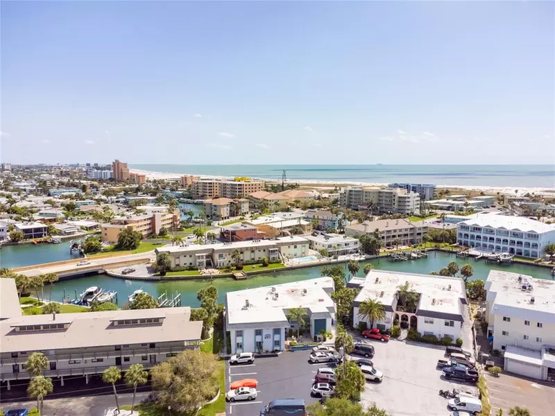 11700 CAPRI CIR S #5, Treasure Island, FL 33706