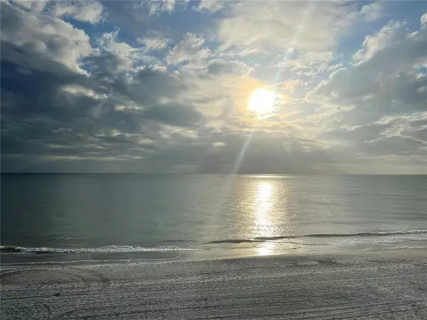 14110 GULF BLVD #301, Madeira Beach, FL 33708