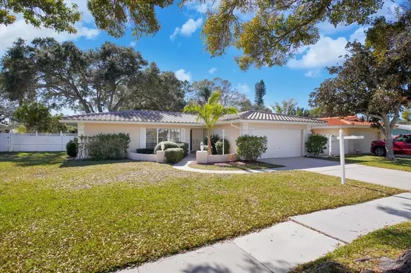 Seminole, FL 33776,14516 ANCHORAGE CIR