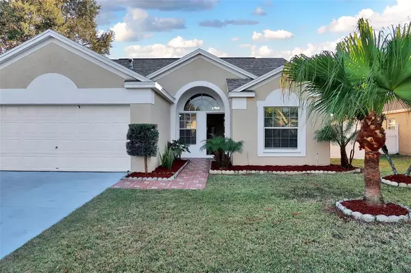 29842 MORNINGMIST DR, Wesley Chapel, FL 33543