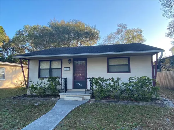 6627 LIVINGSTON AVE N, St Petersburg, FL 33702