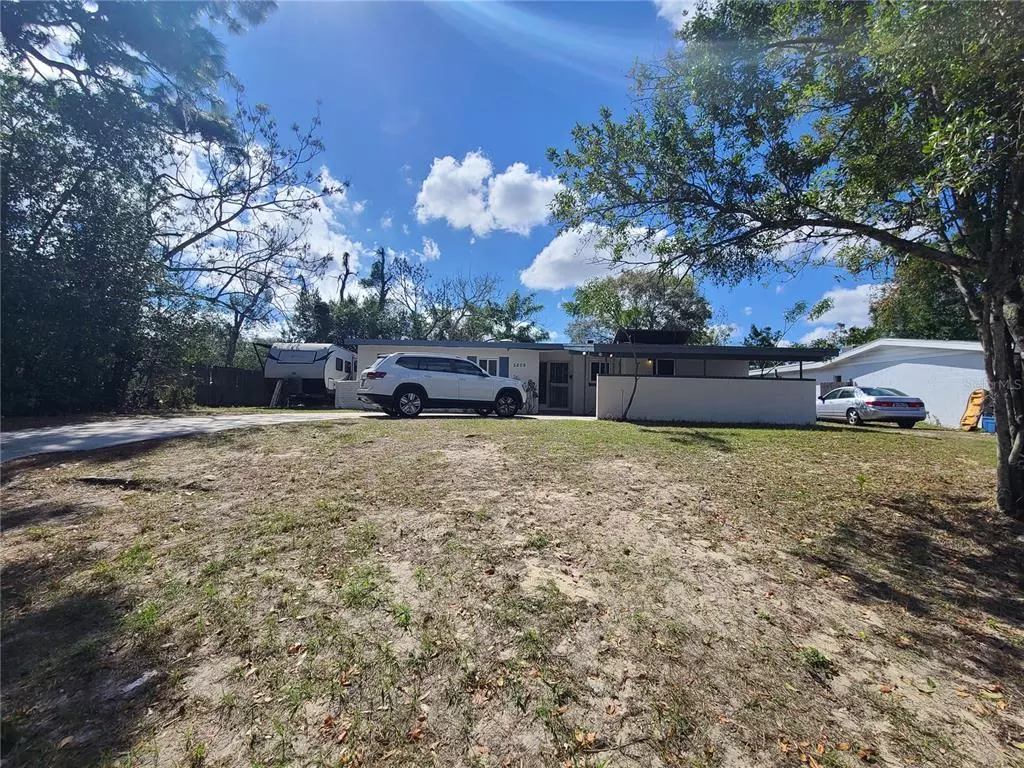 Orlando, FL 32808,5206 PALISADES DR