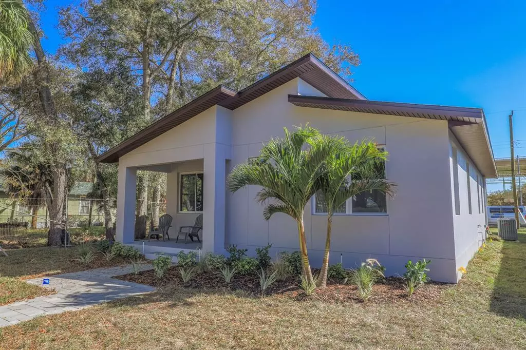 St Petersburg, FL 33705,1058 16TH AVE S