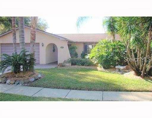 210 HOLLOW OAK CT, Tarpon Springs, FL 34689