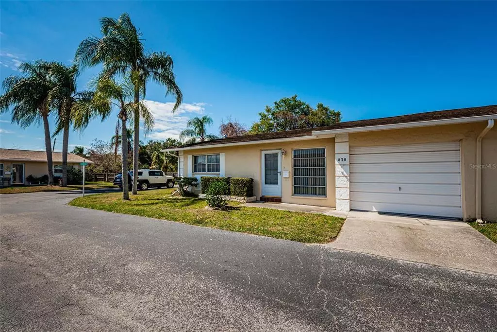 Dunedin, FL 34698,830 OXFORD CT